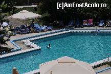 [P02] piscina hotelului Amiral. deserveste si clientii hotelurilor Orfeu si Comandor. apa curata, problema era ca trebuia sa te trezesti pana in ora 8 ca sa poti prinde loc liber pe sezlong.  » foto by amfostsieuacolo
 - 
<span class="allrVoted glyphicon glyphicon-heart hidden" id="av430796"></span>
<a class="m-l-10 hidden" id="sv430796" onclick="voting_Foto_DelVot(,430796,775)" role="button">șterge vot <span class="glyphicon glyphicon-remove"></span></a>
<a id="v9430796" class=" c-red"  onclick="voting_Foto_SetVot(430796)" role="button"><span class="glyphicon glyphicon-heart-empty"></span> <b>LIKE</b> = Votează poza</a> <img class="hidden"  id="f430796W9" src="/imagini/loader.gif" border="0" /><span class="AjErrMes hidden" id="e430796ErM"></span>