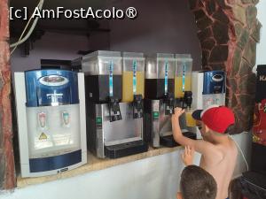 [P52] Hotel Majestic Mamaia - apă şi sucuri Prigat » foto by nicole33
 - 
<span class="allrVoted glyphicon glyphicon-heart hidden" id="av1511847"></span>
<a class="m-l-10 hidden" id="sv1511847" onclick="voting_Foto_DelVot(,1511847,782)" role="button">șterge vot <span class="glyphicon glyphicon-remove"></span></a>
<a id="v91511847" class=" c-red"  onclick="voting_Foto_SetVot(1511847)" role="button"><span class="glyphicon glyphicon-heart-empty"></span> <b>LIKE</b> = Votează poza</a> <img class="hidden"  id="f1511847W9" src="/imagini/loader.gif" border="0" /><span class="AjErrMes hidden" id="e1511847ErM"></span>