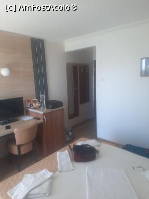 [P20] O parte din camera,am avut birou » foto by Teodor17
 - 
<span class="allrVoted glyphicon glyphicon-heart hidden" id="av1498156"></span>
<a class="m-l-10 hidden" id="sv1498156" onclick="voting_Foto_DelVot(,1498156,787)" role="button">șterge vot <span class="glyphicon glyphicon-remove"></span></a>
<a id="v91498156" class=" c-red"  onclick="voting_Foto_SetVot(1498156)" role="button"><span class="glyphicon glyphicon-heart-empty"></span> <b>LIKE</b> = Votează poza</a> <img class="hidden"  id="f1498156W9" src="/imagini/loader.gif" border="0" /><span class="AjErrMes hidden" id="e1498156ErM"></span>