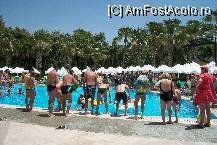 [P12] tot la piscina principala » foto by bogdan32
 - 
<span class="allrVoted glyphicon glyphicon-heart hidden" id="av101767"></span>
<a class="m-l-10 hidden" id="sv101767" onclick="voting_Foto_DelVot(,101767,8)" role="button">șterge vot <span class="glyphicon glyphicon-remove"></span></a>
<a id="v9101767" class=" c-red"  onclick="voting_Foto_SetVot(101767)" role="button"><span class="glyphicon glyphicon-heart-empty"></span> <b>LIKE</b> = Votează poza</a> <img class="hidden"  id="f101767W9" src="/imagini/loader.gif" border="0" /><span class="AjErrMes hidden" id="e101767ErM"></span>