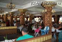 [P02] restaurantul principal » foto by bogdan32
 - 
<span class="allrVoted glyphicon glyphicon-heart hidden" id="av101757"></span>
<a class="m-l-10 hidden" id="sv101757" onclick="voting_Foto_DelVot(,101757,8)" role="button">șterge vot <span class="glyphicon glyphicon-remove"></span></a>
<a id="v9101757" class=" c-red"  onclick="voting_Foto_SetVot(101757)" role="button"><span class="glyphicon glyphicon-heart-empty"></span> <b>LIKE</b> = Votează poza</a> <img class="hidden"  id="f101757W9" src="/imagini/loader.gif" border="0" /><span class="AjErrMes hidden" id="e101757ErM"></span>
