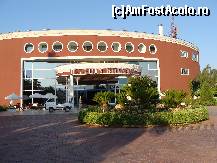 [P115] Afara-i vopsit gardul,inauntru-i leopardul. » foto by antalgbr
 - 
<span class="allrVoted glyphicon glyphicon-heart hidden" id="av115760"></span>
<a class="m-l-10 hidden" id="sv115760" onclick="voting_Foto_DelVot(,115760,8)" role="button">șterge vot <span class="glyphicon glyphicon-remove"></span></a>
<a id="v9115760" class=" c-red"  onclick="voting_Foto_SetVot(115760)" role="button"><span class="glyphicon glyphicon-heart-empty"></span> <b>LIKE</b> = Votează poza</a> <img class="hidden"  id="f115760W9" src="/imagini/loader.gif" border="0" /><span class="AjErrMes hidden" id="e115760ErM"></span>