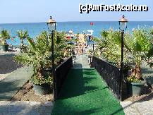 [P139] Covoare peste tot ca sa nu aluneci si sa nu te arzi daca umbli cu picioarele goale. » foto by antalgbr
 - 
<span class="allrVoted glyphicon glyphicon-heart hidden" id="av115793"></span>
<a class="m-l-10 hidden" id="sv115793" onclick="voting_Foto_DelVot(,115793,8)" role="button">șterge vot <span class="glyphicon glyphicon-remove"></span></a>
<a id="v9115793" class=" c-red"  onclick="voting_Foto_SetVot(115793)" role="button"><span class="glyphicon glyphicon-heart-empty"></span> <b>LIKE</b> = Votează poza</a> <img class="hidden"  id="f115793W9" src="/imagini/loader.gif" border="0" /><span class="AjErrMes hidden" id="e115793ErM"></span>