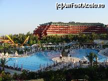 [P93] Hotelul vecin vazut de pe balcon. » foto by antalgbr
 - 
<span class="allrVoted glyphicon glyphicon-heart hidden" id="av115738"></span>
<a class="m-l-10 hidden" id="sv115738" onclick="voting_Foto_DelVot(,115738,8)" role="button">șterge vot <span class="glyphicon glyphicon-remove"></span></a>
<a id="v9115738" class=" c-red"  onclick="voting_Foto_SetVot(115738)" role="button"><span class="glyphicon glyphicon-heart-empty"></span> <b>LIKE</b> = Votează poza</a> <img class="hidden"  id="f115738W9" src="/imagini/loader.gif" border="0" /><span class="AjErrMes hidden" id="e115738ErM"></span>