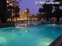 [P08] piscina de relaxare de langa restaurantul central » foto by bdoina
 - 
<span class="allrVoted glyphicon glyphicon-heart hidden" id="av221193"></span>
<a class="m-l-10 hidden" id="sv221193" onclick="voting_Foto_DelVot(,221193,8)" role="button">șterge vot <span class="glyphicon glyphicon-remove"></span></a>
<a id="v9221193" class=" c-red"  onclick="voting_Foto_SetVot(221193)" role="button"><span class="glyphicon glyphicon-heart-empty"></span> <b>LIKE</b> = Votează poza</a> <img class="hidden"  id="f221193W9" src="/imagini/loader.gif" border="0" /><span class="AjErrMes hidden" id="e221193ErM"></span>