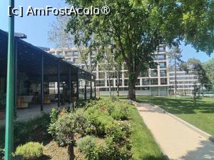 [P30] Hotelul vazut de pe terasa restaurantului » foto by Teodor17
 - 
<span class="allrVoted glyphicon glyphicon-heart hidden" id="av1531800"></span>
<a class="m-l-10 hidden" id="sv1531800" onclick="voting_Foto_DelVot(,1531800,820)" role="button">șterge vot <span class="glyphicon glyphicon-remove"></span></a>
<a id="v91531800" class=" c-red"  onclick="voting_Foto_SetVot(1531800)" role="button"><span class="glyphicon glyphicon-heart-empty"></span> <b>LIKE</b> = Votează poza</a> <img class="hidden"  id="f1531800W9" src="/imagini/loader.gif" border="0" /><span class="AjErrMes hidden" id="e1531800ErM"></span>