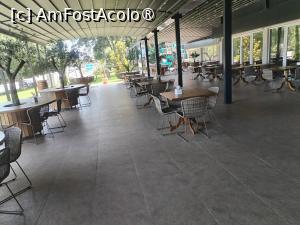 [P05] Pe terasa la restaurant » foto by Teodor17
 - 
<span class="allrVoted glyphicon glyphicon-heart hidden" id="av1531775"></span>
<a class="m-l-10 hidden" id="sv1531775" onclick="voting_Foto_DelVot(,1531775,820)" role="button">șterge vot <span class="glyphicon glyphicon-remove"></span></a>
<a id="v91531775" class=" c-red"  onclick="voting_Foto_SetVot(1531775)" role="button"><span class="glyphicon glyphicon-heart-empty"></span> <b>LIKE</b> = Votează poza</a> <img class="hidden"  id="f1531775W9" src="/imagini/loader.gif" border="0" /><span class="AjErrMes hidden" id="e1531775ErM"></span>
