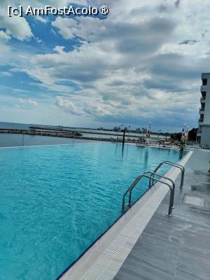 [P02] Piscina infinity cel mai mare + » foto by Teodor17
 - 
<span class="allrVoted glyphicon glyphicon-heart hidden" id="av1531513"></span>
<a class="m-l-10 hidden" id="sv1531513" onclick="voting_Foto_DelVot(,1531513,843)" role="button">șterge vot <span class="glyphicon glyphicon-remove"></span></a>
<a id="v91531513" class=" c-red"  onclick="voting_Foto_SetVot(1531513)" role="button"><span class="glyphicon glyphicon-heart-empty"></span> <b>LIKE</b> = Votează poza</a> <img class="hidden"  id="f1531513W9" src="/imagini/loader.gif" border="0" /><span class="AjErrMes hidden" id="e1531513ErM"></span>