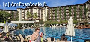 [P30] piscina principala si hotel » foto by DragosG
 - 
<span class="allrVoted glyphicon glyphicon-heart hidden" id="av1439293"></span>
<a class="m-l-10 hidden" id="sv1439293" onclick="voting_Foto_DelVot(,1439293,85)" role="button">șterge vot <span class="glyphicon glyphicon-remove"></span></a>
<a id="v91439293" class=" c-red"  onclick="voting_Foto_SetVot(1439293)" role="button"><span class="glyphicon glyphicon-heart-empty"></span> <b>LIKE</b> = Votează poza</a> <img class="hidden"  id="f1439293W9" src="/imagini/loader.gif" border="0" /><span class="AjErrMes hidden" id="e1439293ErM"></span>