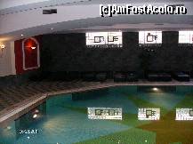 [P04] piscina interioara, cam goala » foto by SebastianBv*
 - 
<span class="allrVoted glyphicon glyphicon-heart hidden" id="av215747"></span>
<a class="m-l-10 hidden" id="sv215747" onclick="voting_Foto_DelVot(,215747,85)" role="button">șterge vot <span class="glyphicon glyphicon-remove"></span></a>
<a id="v9215747" class=" c-red"  onclick="voting_Foto_SetVot(215747)" role="button"><span class="glyphicon glyphicon-heart-empty"></span> <b>LIKE</b> = Votează poza</a> <img class="hidden"  id="f215747W9" src="/imagini/loader.gif" border="0" /><span class="AjErrMes hidden" id="e215747ErM"></span>