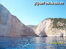 [P09] Navagio... pustie!!!  » foto by papone
 - 
<span class="allrVoted glyphicon glyphicon-heart hidden" id="av384804"></span>
<a class="m-l-10 hidden" id="sv384804" onclick="voting_Foto_DelVot(,384804,872)" role="button">șterge vot <span class="glyphicon glyphicon-remove"></span></a>
<a id="v9384804" class=" c-red"  onclick="voting_Foto_SetVot(384804)" role="button"><span class="glyphicon glyphicon-heart-empty"></span> <b>LIKE</b> = Votează poza</a> <img class="hidden"  id="f384804W9" src="/imagini/loader.gif" border="0" /><span class="AjErrMes hidden" id="e384804ErM"></span>