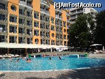 [P01] PISCINA MARE SI HOTELUL » foto by costi67
 - 
<span class="allrVoted glyphicon glyphicon-heart hidden" id="av250562"></span>
<a class="m-l-10 hidden" id="sv250562" onclick="voting_Foto_DelVot(,250562,881)" role="button">șterge vot <span class="glyphicon glyphicon-remove"></span></a>
<a id="v9250562" class=" c-red"  onclick="voting_Foto_SetVot(250562)" role="button"><span class="glyphicon glyphicon-heart-empty"></span> <b>LIKE</b> = Votează poza</a> <img class="hidden"  id="f250562W9" src="/imagini/loader.gif" border="0" /><span class="AjErrMes hidden" id="e250562ErM"></span>