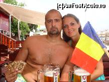 [P23] o terasa unde merg frecvent romanii pt vizionarea meciurilor de fotbal in spate pe plaja este terasa pt noi in fata pt englezi si la intrare pe o placuta sunt trecute meciurile care urmeaza a fi difuzate » foto by susu
 - 
<span class="allrVoted glyphicon glyphicon-heart hidden" id="av113929"></span>
<a class="m-l-10 hidden" id="sv113929" onclick="voting_Foto_DelVot(,113929,881)" role="button">șterge vot <span class="glyphicon glyphicon-remove"></span></a>
<a id="v9113929" class=" c-red"  onclick="voting_Foto_SetVot(113929)" role="button"><span class="glyphicon glyphicon-heart-empty"></span> <b>LIKE</b> = Votează poza</a> <img class="hidden"  id="f113929W9" src="/imagini/loader.gif" border="0" /><span class="AjErrMes hidden" id="e113929ErM"></span>