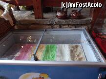 [P11] Inghetata care se servea la hotelul Viva. Desi era in mai multe variante de culoare, avea toata acelasi gust. Sau, mai bine zis, nu avea absolut niciun gust » foto by alex1968
 - 
<span class="allrVoted glyphicon glyphicon-heart hidden" id="av243276"></span>
<a class="m-l-10 hidden" id="sv243276" onclick="voting_Foto_DelVot(,243276,881)" role="button">șterge vot <span class="glyphicon glyphicon-remove"></span></a>
<a id="v9243276" class=" c-red"  onclick="voting_Foto_SetVot(243276)" role="button"><span class="glyphicon glyphicon-heart-empty"></span> <b>LIKE</b> = Votează poza</a> <img class="hidden"  id="f243276W9" src="/imagini/loader.gif" border="0" /><span class="AjErrMes hidden" id="e243276ErM"></span>