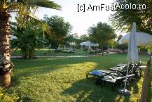 [P02] Sezlonguri VIP, in dreapta e plaja, in stanga una din piscine si fata stanga- barul piscinei » foto by mirceas
 - 
<span class="allrVoted glyphicon glyphicon-heart hidden" id="av204905"></span>
<a class="m-l-10 hidden" id="sv204905" onclick="voting_Foto_DelVot(,204905,89)" role="button">șterge vot <span class="glyphicon glyphicon-remove"></span></a>
<a id="v9204905" class=" c-red"  onclick="voting_Foto_SetVot(204905)" role="button"><span class="glyphicon glyphicon-heart-empty"></span> <b>LIKE</b> = Votează poza</a> <img class="hidden"  id="f204905W9" src="/imagini/loader.gif" border="0" /><span class="AjErrMes hidden" id="e204905ErM"></span>