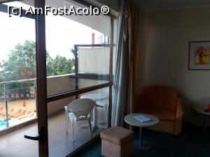 [P03] un colt de camera si balcon » foto by mt314
 - 
<span class="allrVoted glyphicon glyphicon-heart hidden" id="av787165"></span>
<a class="m-l-10 hidden" id="sv787165" onclick="voting_Foto_DelVot(,787165,921)" role="button">șterge vot <span class="glyphicon glyphicon-remove"></span></a>
<a id="v9787165" class=" c-red"  onclick="voting_Foto_SetVot(787165)" role="button"><span class="glyphicon glyphicon-heart-empty"></span> <b>LIKE</b> = Votează poza</a> <img class="hidden"  id="f787165W9" src="/imagini/loader.gif" border="0" /><span class="AjErrMes hidden" id="e787165ErM"></span>