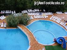 [P13] Cele 2 piscine exterioare » foto by cbr1972
 - 
<span class="allrVoted glyphicon glyphicon-heart hidden" id="av97640"></span>
<a class="m-l-10 hidden" id="sv97640" onclick="voting_Foto_DelVot(,97640,921)" role="button">șterge vot <span class="glyphicon glyphicon-remove"></span></a>
<a id="v997640" class=" c-red"  onclick="voting_Foto_SetVot(97640)" role="button"><span class="glyphicon glyphicon-heart-empty"></span> <b>LIKE</b> = Votează poza</a> <img class="hidden"  id="f97640W9" src="/imagini/loader.gif" border="0" /><span class="AjErrMes hidden" id="e97640ErM"></span>