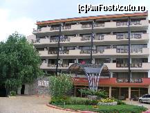 [P02] Hotel - vedere din fata » foto by cbr1972
 - 
<span class="allrVoted glyphicon glyphicon-heart hidden" id="av97628"></span>
<a class="m-l-10 hidden" id="sv97628" onclick="voting_Foto_DelVot(,97628,921)" role="button">șterge vot <span class="glyphicon glyphicon-remove"></span></a>
<a id="v997628" class=" c-red"  onclick="voting_Foto_SetVot(97628)" role="button"><span class="glyphicon glyphicon-heart-empty"></span> <b>LIKE</b> = Votează poza</a> <img class="hidden"  id="f97628W9" src="/imagini/loader.gif" border="0" /><span class="AjErrMes hidden" id="e97628ErM"></span>