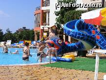 [P20] piscina ptr copii » foto by neagugaby
 - 
<span class="allrVoted glyphicon glyphicon-heart hidden" id="av109349"></span>
<a class="m-l-10 hidden" id="sv109349" onclick="voting_Foto_DelVot(,109349,921)" role="button">șterge vot <span class="glyphicon glyphicon-remove"></span></a>
<a id="v9109349" class=" c-red"  onclick="voting_Foto_SetVot(109349)" role="button"><span class="glyphicon glyphicon-heart-empty"></span> <b>LIKE</b> = Votează poza</a> <img class="hidden"  id="f109349W9" src="/imagini/loader.gif" border="0" /><span class="AjErrMes hidden" id="e109349ErM"></span>