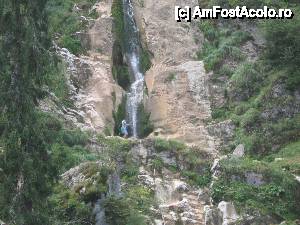 [P10] Cascada Cailor. Se poate ajunge asa: 20 minute pe jos de la hotel Paltinis, 17 minute cu telescaun, in jur de 45minute pe jos pana la Cascada Cailor. Exista traseu marcat.  » foto by marinicaursu
 - 
<span class="allrVoted glyphicon glyphicon-heart hidden" id="av461831"></span>
<a class="m-l-10 hidden" id="sv461831" onclick="voting_Foto_DelVot(,461831,943)" role="button">șterge vot <span class="glyphicon glyphicon-remove"></span></a>
<a id="v9461831" class=" c-red"  onclick="voting_Foto_SetVot(461831)" role="button"><span class="glyphicon glyphicon-heart-empty"></span> <b>LIKE</b> = Votează poza</a> <img class="hidden"  id="f461831W9" src="/imagini/loader.gif" border="0" /><span class="AjErrMes hidden" id="e461831ErM"></span>