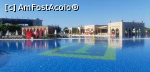 [P05] Piscina și barul de la piscină.  » foto by marian_buc
 - 
<span class="allrVoted glyphicon glyphicon-heart hidden" id="av1099733"></span>
<a class="m-l-10 hidden" id="sv1099733" onclick="voting_Foto_DelVot(,1099733,96)" role="button">șterge vot <span class="glyphicon glyphicon-remove"></span></a>
<a id="v91099733" class=" c-red"  onclick="voting_Foto_SetVot(1099733)" role="button"><span class="glyphicon glyphicon-heart-empty"></span> <b>LIKE</b> = Votează poza</a> <img class="hidden"  id="f1099733W9" src="/imagini/loader.gif" border="0" /><span class="AjErrMes hidden" id="e1099733ErM"></span>