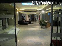 [P02] Intrarea în hotel - pe stânga este recepţia . » foto by razvannn
 - 
<span class="allrVoted glyphicon glyphicon-heart hidden" id="av231627"></span>
<a class="m-l-10 hidden" id="sv231627" onclick="voting_Foto_DelVot(,231627,1003)" role="button">șterge vot <span class="glyphicon glyphicon-remove"></span></a>
<a id="v9231627" class=" c-red"  onclick="voting_Foto_SetVot(231627)" role="button"><span class="glyphicon glyphicon-heart-empty"></span> <b>LIKE</b> = Votează poza</a> <img class="hidden"  id="f231627W9" src="/imagini/loader.gif" border="0" /><span class="AjErrMes hidden" id="e231627ErM"></span>