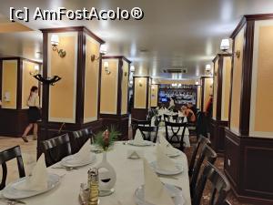 [P20] Masa noastră de la restaurant în prima seară » foto by crismis
 - 
<span class="allrVoted glyphicon glyphicon-heart hidden" id="av1357182"></span>
<a class="m-l-10 hidden" id="sv1357182" onclick="voting_Foto_DelVot(,1357182,1041)" role="button">șterge vot <span class="glyphicon glyphicon-remove"></span></a>
<a id="v91357182" class=" c-red"  onclick="voting_Foto_SetVot(1357182)" role="button"><span class="glyphicon glyphicon-heart-empty"></span> <b>LIKE</b> = Votează poza</a> <img class="hidden"  id="f1357182W9" src="/imagini/loader.gif" border="0" /><span class="AjErrMes hidden" id="e1357182ErM"></span>