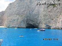 [P20] Navagio, vase de diferite marimi plutind pe apa de o culoare superba. » foto by pitic25
 - 
<span class="allrVoted glyphicon glyphicon-heart hidden" id="av219738"></span>
<a class="m-l-10 hidden" id="sv219738" onclick="voting_Foto_DelVot(,219738,1097)" role="button">șterge vot <span class="glyphicon glyphicon-remove"></span></a>
<a id="v9219738" class=" c-red"  onclick="voting_Foto_SetVot(219738)" role="button"><span class="glyphicon glyphicon-heart-empty"></span> <b>LIKE</b> = Votează poza</a> <img class="hidden"  id="f219738W9" src="/imagini/loader.gif" border="0" /><span class="AjErrMes hidden" id="e219738ErM"></span>