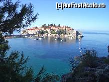 [P28] Sveti Stefan » foto by poli2808_tim
 - 
<span class="allrVoted glyphicon glyphicon-heart hidden" id="av296860"></span>
<a class="m-l-10 hidden" id="sv296860" onclick="voting_Foto_DelVot(,296860,1103)" role="button">șterge vot <span class="glyphicon glyphicon-remove"></span></a>
<a id="v9296860" class=" c-red"  onclick="voting_Foto_SetVot(296860)" role="button"><span class="glyphicon glyphicon-heart-empty"></span> <b>LIKE</b> = Votează poza</a> <img class="hidden"  id="f296860W9" src="/imagini/loader.gif" border="0" /><span class="AjErrMes hidden" id="e296860ErM"></span>