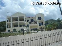 [P32] Cam asa arata cladirile de pe Kefalonia » foto by ionescunic
 - 
<span class="allrVoted glyphicon glyphicon-heart hidden" id="av84285"></span>
<a class="m-l-10 hidden" id="sv84285" onclick="voting_Foto_DelVot(,84285,1121)" role="button">șterge vot <span class="glyphicon glyphicon-remove"></span></a>
<a id="v984285" class=" c-red"  onclick="voting_Foto_SetVot(84285)" role="button"><span class="glyphicon glyphicon-heart-empty"></span> <b>LIKE</b> = Votează poza</a> <img class="hidden"  id="f84285W9" src="/imagini/loader.gif" border="0" /><span class="AjErrMes hidden" id="e84285ErM"></span>
