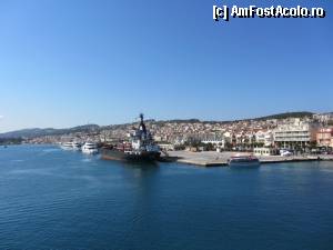 [P23] Plecarea cu ferry din Argostoli spre Lixouri.  » foto by florianais
 - 
<span class="allrVoted glyphicon glyphicon-heart hidden" id="av356805"></span>
<a class="m-l-10 hidden" id="sv356805" onclick="voting_Foto_DelVot(,356805,1121)" role="button">șterge vot <span class="glyphicon glyphicon-remove"></span></a>
<a id="v9356805" class=" c-red"  onclick="voting_Foto_SetVot(356805)" role="button"><span class="glyphicon glyphicon-heart-empty"></span> <b>LIKE</b> = Votează poza</a> <img class="hidden"  id="f356805W9" src="/imagini/loader.gif" border="0" /><span class="AjErrMes hidden" id="e356805ErM"></span>