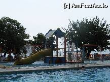 [P12] piscinele-frumoase dar mereu aglomerate » foto by Anturium
 - 
<span class="allrVoted glyphicon glyphicon-heart hidden" id="av11177"></span>
<a class="m-l-10 hidden" id="sv11177" onclick="voting_Foto_DelVot(,11177,1145)" role="button">șterge vot <span class="glyphicon glyphicon-remove"></span></a>
<a id="v911177" class=" c-red"  onclick="voting_Foto_SetVot(11177)" role="button"><span class="glyphicon glyphicon-heart-empty"></span> <b>LIKE</b> = Votează poza</a> <img class="hidden"  id="f11177W9" src="/imagini/loader.gif" border="0" /><span class="AjErrMes hidden" id="e11177ErM"></span>