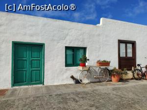 [P49] La pas prin Teguise » foto by crismis
 - 
<span class="allrVoted glyphicon glyphicon-heart hidden" id="av1484037"></span>
<a class="m-l-10 hidden" id="sv1484037" onclick="voting_Foto_DelVot(,1484037,1154)" role="button">șterge vot <span class="glyphicon glyphicon-remove"></span></a>
<a id="v91484037" class=" c-red"  onclick="voting_Foto_SetVot(1484037)" role="button"><span class="glyphicon glyphicon-heart-empty"></span> <b>LIKE</b> = Votează poza</a> <img class="hidden"  id="f1484037W9" src="/imagini/loader.gif" border="0" /><span class="AjErrMes hidden" id="e1484037ErM"></span>