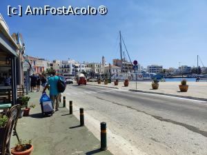 [P35] În Tinos Town, trambalându-ne dinspre port spre firma unde am rezervat mașina » foto by crismis
 - 
<span class="allrVoted glyphicon glyphicon-heart hidden" id="av1465876"></span>
<a class="m-l-10 hidden" id="sv1465876" onclick="voting_Foto_DelVot(,1465876,1227)" role="button">șterge vot <span class="glyphicon glyphicon-remove"></span></a>
<a id="v91465876" class=" c-red"  onclick="voting_Foto_SetVot(1465876)" role="button"><span class="glyphicon glyphicon-heart-empty"></span> <b>LIKE</b> = Votează poza</a> <img class="hidden"  id="f1465876W9" src="/imagini/loader.gif" border="0" /><span class="AjErrMes hidden" id="e1465876ErM"></span>