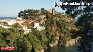 [P18] Cetatea veneţiană din Parga. Că e veneţiană, o dovedeşte basorelieful cu leul veneţian, de deasupra intrării.  » foto by Costi
 - 
<span class="allrVoted glyphicon glyphicon-heart hidden" id="av433096"></span>
<a class="m-l-10 hidden" id="sv433096" onclick="voting_Foto_DelVot(,433096,1227)" role="button">șterge vot <span class="glyphicon glyphicon-remove"></span></a>
<a id="v9433096" class=" c-red"  onclick="voting_Foto_SetVot(433096)" role="button"><span class="glyphicon glyphicon-heart-empty"></span> <b>LIKE</b> = Votează poza</a> <img class="hidden"  id="f433096W9" src="/imagini/loader.gif" border="0" /><span class="AjErrMes hidden" id="e433096ErM"></span>