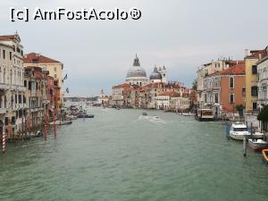 [P02] Santa Maria della Salute vazuta de pe podul Accademia » foto by OvidiuB
 - 
<span class="allrVoted glyphicon glyphicon-heart hidden" id="av1007774"></span>
<a class="m-l-10 hidden" id="sv1007774" onclick="voting_Foto_DelVot(,1007774,1229)" role="button">șterge vot <span class="glyphicon glyphicon-remove"></span></a>
<a id="v91007774" class=" c-red"  onclick="voting_Foto_SetVot(1007774)" role="button"><span class="glyphicon glyphicon-heart-empty"></span> <b>LIKE</b> = Votează poza</a> <img class="hidden"  id="f1007774W9" src="/imagini/loader.gif" border="0" /><span class="AjErrMes hidden" id="e1007774ErM"></span>