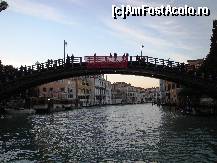 [P51] Canal Grande,Veneția : Ponte della Accademia » foto by mariana.olaru
 - 
<span class="allrVoted glyphicon glyphicon-heart hidden" id="av185596"></span>
<a class="m-l-10 hidden" id="sv185596" onclick="voting_Foto_DelVot(,185596,1229)" role="button">șterge vot <span class="glyphicon glyphicon-remove"></span></a>
<a id="v9185596" class=" c-red"  onclick="voting_Foto_SetVot(185596)" role="button"><span class="glyphicon glyphicon-heart-empty"></span> <b>LIKE</b> = Votează poza</a> <img class="hidden"  id="f185596W9" src="/imagini/loader.gif" border="0" /><span class="AjErrMes hidden" id="e185596ErM"></span>