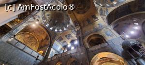 [P11] Bazilica San Marco, interior » foto by irinad
 - 
<span class="allrVoted glyphicon glyphicon-heart hidden" id="av1480101"></span>
<a class="m-l-10 hidden" id="sv1480101" onclick="voting_Foto_DelVot(,1480101,1229)" role="button">șterge vot <span class="glyphicon glyphicon-remove"></span></a>
<a id="v91480101" class=" c-red"  onclick="voting_Foto_SetVot(1480101)" role="button"><span class="glyphicon glyphicon-heart-empty"></span> <b>LIKE</b> = Votează poza</a> <img class="hidden"  id="f1480101W9" src="/imagini/loader.gif" border="0" /><span class="AjErrMes hidden" id="e1480101ErM"></span>