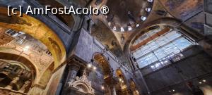 [P16] Bazilica San Marco, interior » foto by irinad
 - 
<span class="allrVoted glyphicon glyphicon-heart hidden" id="av1480106"></span>
<a class="m-l-10 hidden" id="sv1480106" onclick="voting_Foto_DelVot(,1480106,1229)" role="button">șterge vot <span class="glyphicon glyphicon-remove"></span></a>
<a id="v91480106" class=" c-red"  onclick="voting_Foto_SetVot(1480106)" role="button"><span class="glyphicon glyphicon-heart-empty"></span> <b>LIKE</b> = Votează poza</a> <img class="hidden"  id="f1480106W9" src="/imagini/loader.gif" border="0" /><span class="AjErrMes hidden" id="e1480106ErM"></span>