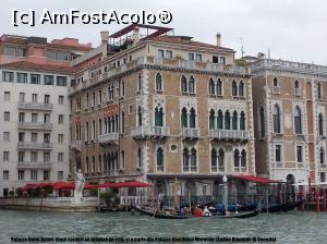 [P14] Veneția. Canal Grande. Palazzi Giustiniani și Morosini. » foto by mihaelavoicu
 - 
<span class="allrVoted glyphicon glyphicon-heart hidden" id="av1214870"></span>
<a class="m-l-10 hidden" id="sv1214870" onclick="voting_Foto_DelVot(,1214870,1229)" role="button">șterge vot <span class="glyphicon glyphicon-remove"></span></a>
<a id="v91214870" class=" c-red"  onclick="voting_Foto_SetVot(1214870)" role="button"><span class="glyphicon glyphicon-heart-empty"></span> <b>LIKE</b> = Votează poza</a> <img class="hidden"  id="f1214870W9" src="/imagini/loader.gif" border="0" /><span class="AjErrMes hidden" id="e1214870ErM"></span>