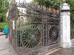 [P17] Veneția. Canal Grande. Feronerie la Giardini Ex Reali, Biblioteca Nazzionale Marciana. » foto by mihaelavoicu
 - 
<span class="allrVoted glyphicon glyphicon-heart hidden" id="av1214873"></span>
<a class="m-l-10 hidden" id="sv1214873" onclick="voting_Foto_DelVot(,1214873,1229)" role="button">șterge vot <span class="glyphicon glyphicon-remove"></span></a>
<a id="v91214873" class=" c-red"  onclick="voting_Foto_SetVot(1214873)" role="button"><span class="glyphicon glyphicon-heart-empty"></span> <b>LIKE</b> = Votează poza</a> <img class="hidden"  id="f1214873W9" src="/imagini/loader.gif" border="0" /><span class="AjErrMes hidden" id="e1214873ErM"></span>