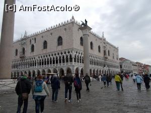 [P19] Veneția. Canal Grande. Piazza San Marco și Palazzo Ducale. » foto by mihaelavoicu
 - 
<span class="allrVoted glyphicon glyphicon-heart hidden" id="av1214875"></span>
<a class="m-l-10 hidden" id="sv1214875" onclick="voting_Foto_DelVot(,1214875,1229)" role="button">șterge vot <span class="glyphicon glyphicon-remove"></span></a>
<a id="v91214875" class=" c-red"  onclick="voting_Foto_SetVot(1214875)" role="button"><span class="glyphicon glyphicon-heart-empty"></span> <b>LIKE</b> = Votează poza</a> <img class="hidden"  id="f1214875W9" src="/imagini/loader.gif" border="0" /><span class="AjErrMes hidden" id="e1214875ErM"></span>