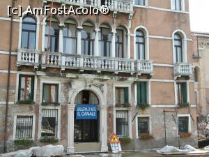 [P09] Pe Canal Grande,Veneția. Palazzo Brandolin (Galeria il Canale) » foto by mihaelavoicu
 - 
<span class="allrVoted glyphicon glyphicon-heart hidden" id="av1215634"></span>
<a class="m-l-10 hidden" id="sv1215634" onclick="voting_Foto_DelVot(,1215634,1229)" role="button">șterge vot <span class="glyphicon glyphicon-remove"></span></a>
<a id="v91215634" class=" c-red"  onclick="voting_Foto_SetVot(1215634)" role="button"><span class="glyphicon glyphicon-heart-empty"></span> <b>LIKE</b> = Votează poza</a> <img class="hidden"  id="f1215634W9" src="/imagini/loader.gif" border="0" /><span class="AjErrMes hidden" id="e1215634ErM"></span>