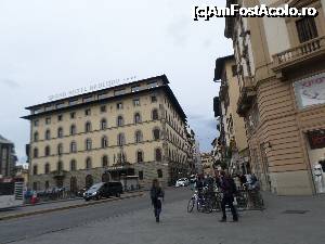 [P12] Piazza dell'UNita se afla vis-a-vis de Sasnta Maria Novella si este marcata de un hotel foarte cunoscut al Florentei in fostukl palat cu acelasi nume » foto by amero
 - 
<span class="allrVoted glyphicon glyphicon-heart hidden" id="av699946"></span>
<a class="m-l-10 hidden" id="sv699946" onclick="voting_Foto_DelVot(,699946,1230)" role="button">șterge vot <span class="glyphicon glyphicon-remove"></span></a>
<a id="v9699946" class=" c-red"  onclick="voting_Foto_SetVot(699946)" role="button"><span class="glyphicon glyphicon-heart-empty"></span> <b>LIKE</b> = Votează poza</a> <img class="hidden"  id="f699946W9" src="/imagini/loader.gif" border="0" /><span class="AjErrMes hidden" id="e699946ErM"></span>