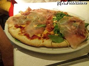 [P03] Pizza cu rucola » foto by adeluna
 - 
<span class="allrVoted glyphicon glyphicon-heart hidden" id="av686834"></span>
<a class="m-l-10 hidden" id="sv686834" onclick="voting_Foto_DelVot(,686834,1230)" role="button">șterge vot <span class="glyphicon glyphicon-remove"></span></a>
<a id="v9686834" class=" c-red"  onclick="voting_Foto_SetVot(686834)" role="button"><span class="glyphicon glyphicon-heart-empty"></span> <b>LIKE</b> = Votează poza</a> <img class="hidden"  id="f686834W9" src="/imagini/loader.gif" border="0" /><span class="AjErrMes hidden" id="e686834ErM"></span>