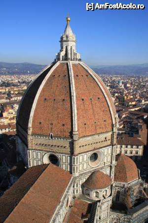 [P03] Cupola Domului Santa Maria del Fiore văzut din Campanilla.  » foto by gettutza
 - 
<span class="allrVoted glyphicon glyphicon-heart hidden" id="av389299"></span>
<a class="m-l-10 hidden" id="sv389299" onclick="voting_Foto_DelVot(,389299,1230)" role="button">șterge vot <span class="glyphicon glyphicon-remove"></span></a>
<a id="v9389299" class=" c-red"  onclick="voting_Foto_SetVot(389299)" role="button"><span class="glyphicon glyphicon-heart-empty"></span> <b>LIKE</b> = Votează poza</a> <img class="hidden"  id="f389299W9" src="/imagini/loader.gif" border="0" /><span class="AjErrMes hidden" id="e389299ErM"></span>