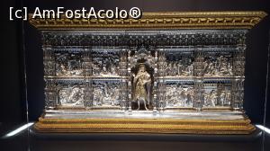 [P77] Muzeul Opera del Duomo, altar de argint.  » foto by Aurici
 - 
<span class="allrVoted glyphicon glyphicon-heart hidden" id="av1087618"></span>
<a class="m-l-10 hidden" id="sv1087618" onclick="voting_Foto_DelVot(,1087618,1230)" role="button">șterge vot <span class="glyphicon glyphicon-remove"></span></a>
<a id="v91087618" class=" c-red"  onclick="voting_Foto_SetVot(1087618)" role="button"><span class="glyphicon glyphicon-heart-empty"></span> <b>LIKE</b> = Votează poza</a> <img class="hidden"  id="f1087618W9" src="/imagini/loader.gif" border="0" /><span class="AjErrMes hidden" id="e1087618ErM"></span>