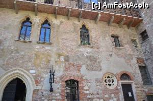 [P22] Verona, Casa Julietei » foto by unq
 - 
<span class="allrVoted glyphicon glyphicon-heart hidden" id="av470379"></span>
<a class="m-l-10 hidden" id="sv470379" onclick="voting_Foto_DelVot(,470379,1233)" role="button">șterge vot <span class="glyphicon glyphicon-remove"></span></a>
<a id="v9470379" class=" c-red"  onclick="voting_Foto_SetVot(470379)" role="button"><span class="glyphicon glyphicon-heart-empty"></span> <b>LIKE</b> = Votează poza</a> <img class="hidden"  id="f470379W9" src="/imagini/loader.gif" border="0" /><span class="AjErrMes hidden" id="e470379ErM"></span>