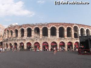 [P02] Piata Bra - Arena di Verona » foto by Aurici
 - 
<span class="allrVoted glyphicon glyphicon-heart hidden" id="av676805"></span>
<a class="m-l-10 hidden" id="sv676805" onclick="voting_Foto_DelVot(,676805,1233)" role="button">șterge vot <span class="glyphicon glyphicon-remove"></span></a>
<a id="v9676805" class=" c-red"  onclick="voting_Foto_SetVot(676805)" role="button"><span class="glyphicon glyphicon-heart-empty"></span> <b>LIKE</b> = Votează poza</a> <img class="hidden"  id="f676805W9" src="/imagini/loader.gif" border="0" /><span class="AjErrMes hidden" id="e676805ErM"></span>