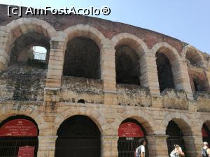 [P02] Arena din Verona » foto by GCC
 - 
<span class="allrVoted glyphicon glyphicon-heart hidden" id="av887172"></span>
<a class="m-l-10 hidden" id="sv887172" onclick="voting_Foto_DelVot(,887172,1233)" role="button">șterge vot <span class="glyphicon glyphicon-remove"></span></a>
<a id="v9887172" class=" c-red"  onclick="voting_Foto_SetVot(887172)" role="button"><span class="glyphicon glyphicon-heart-empty"></span> <b>LIKE</b> = Votează poza</a> <img class="hidden"  id="f887172W9" src="/imagini/loader.gif" border="0" /><span class="AjErrMes hidden" id="e887172ErM"></span>